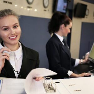 Hotel Receptionist and Opera PMS Hotel Booking Software